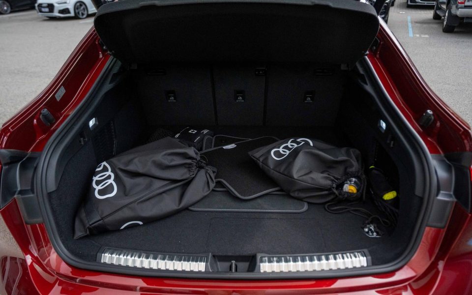 Audi A5 Sedan e-hybrid quattro 270 kW S tronic