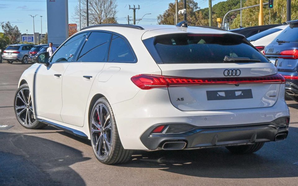 Audi A5 Avant e-hybrid quattro 270 kW S tronic