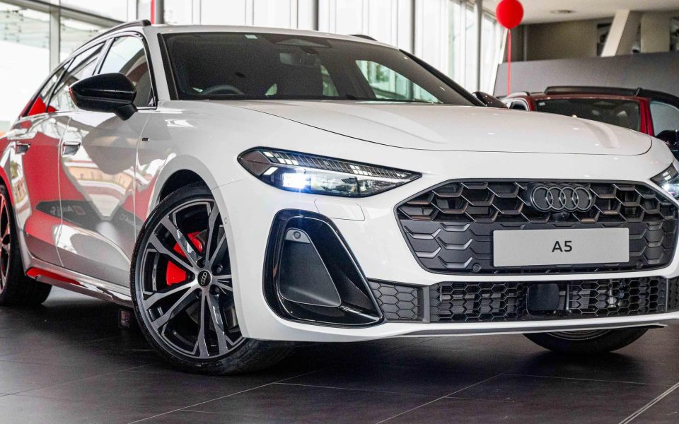 Audi A5 Avant e-hybrid quattro 270 kW S tronic