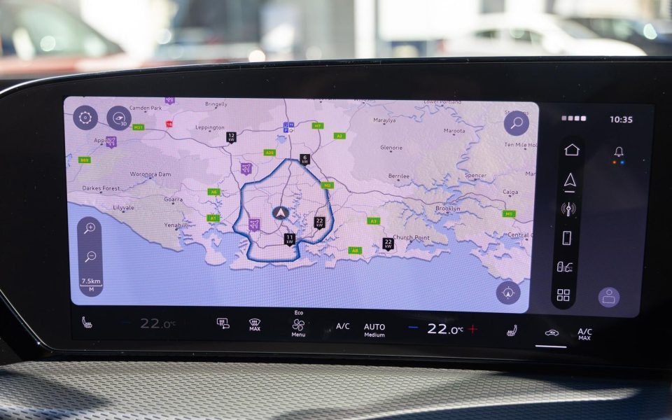 Audi Q5 SUV e-hybrid quattro S tronic