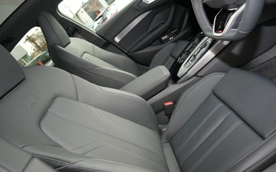 Audi A5 Sedan e-hybrid quattro 270 kW S tronic