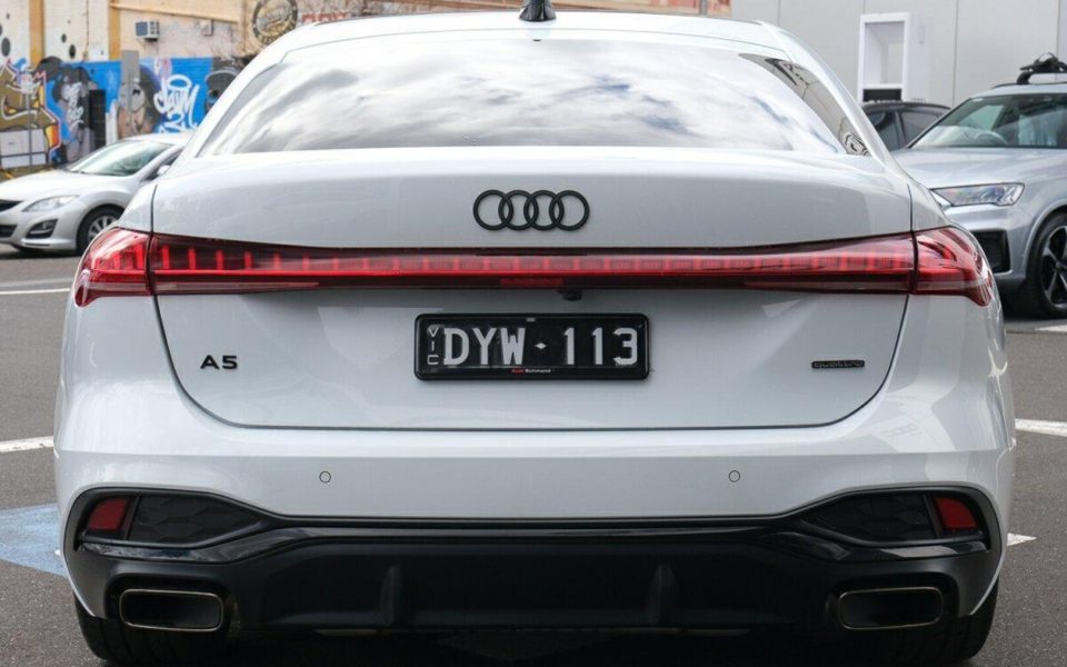 Audi A5 Sedan e-hybrid quattro 270 kW S tronic