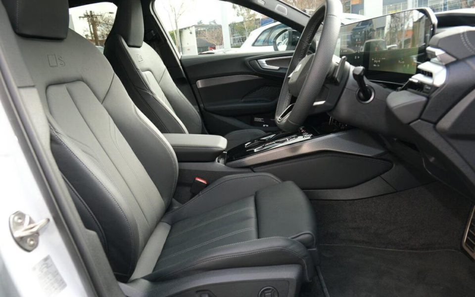 Audi A5 Sedan e-hybrid quattro 270 kW S tronic