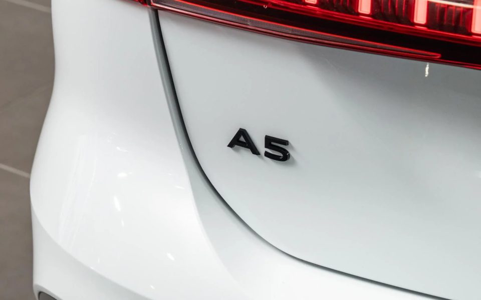 Audi A5 Sedan e-hybrid quattro 270 kW S tronic