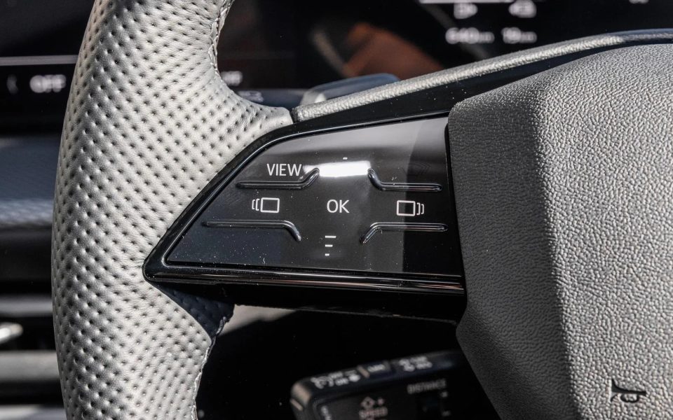 Audi Q5 SUV e-hybrid quattro S tronic
