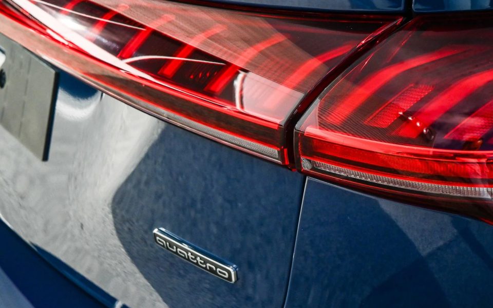Audi A5 Sedan e-hybrid quattro 270 kW S tronic