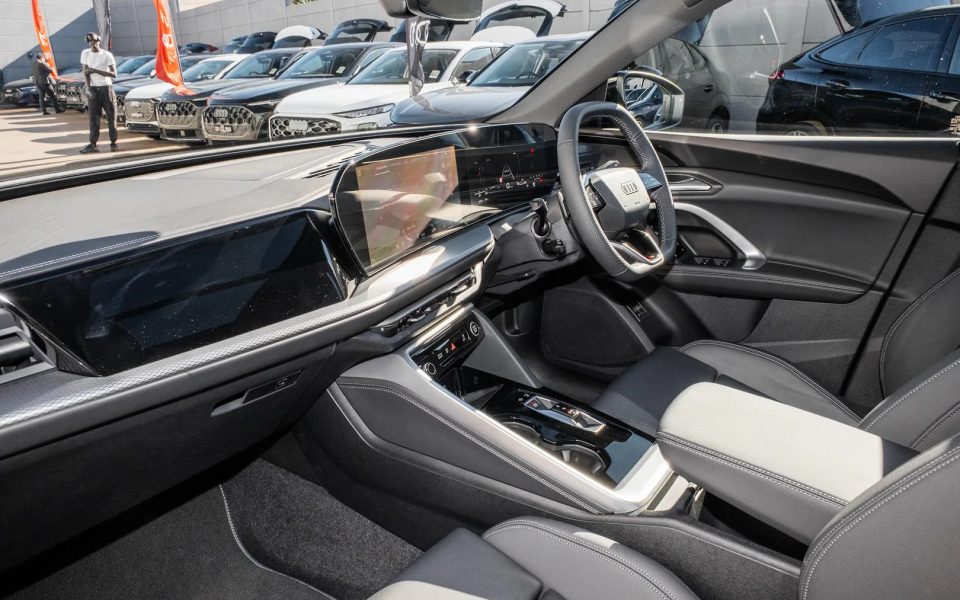 Audi Q5 SUV e-hybrid quattro S tronic