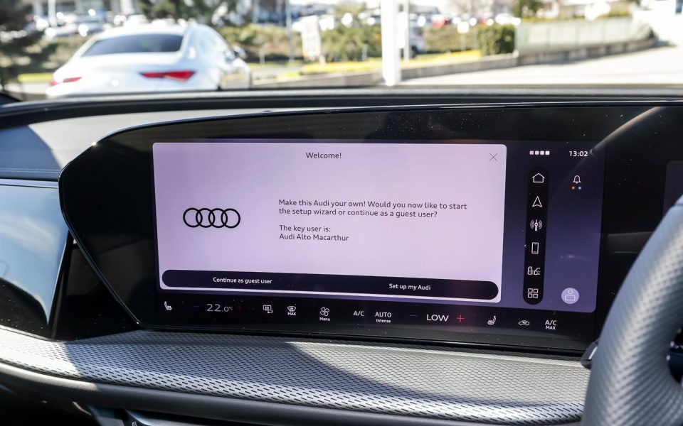Audi Q5 SUV e-hybrid quattro S tronic