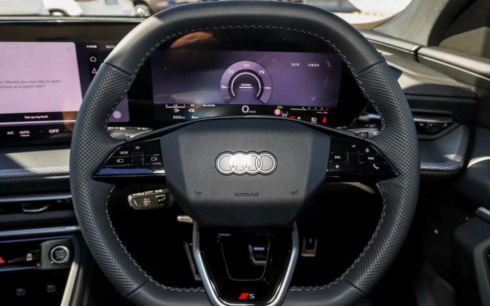 Audi Q5 SUV e-hybrid quattro S tronic