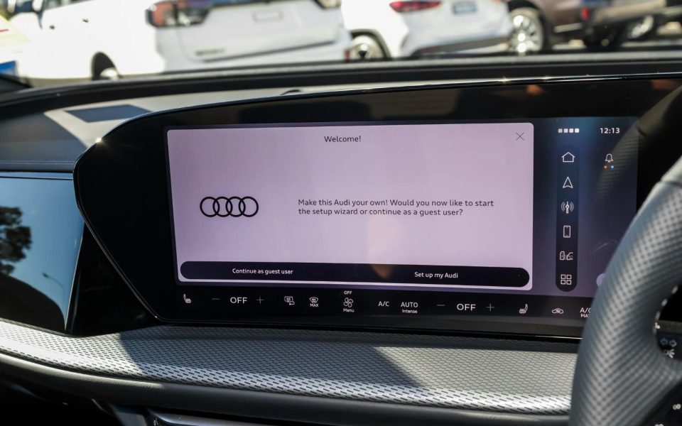 Audi Q5 SUV e-hybrid quattro S tronic