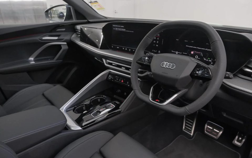 Audi Q5 SUV TFSI quattro 200 kW sport