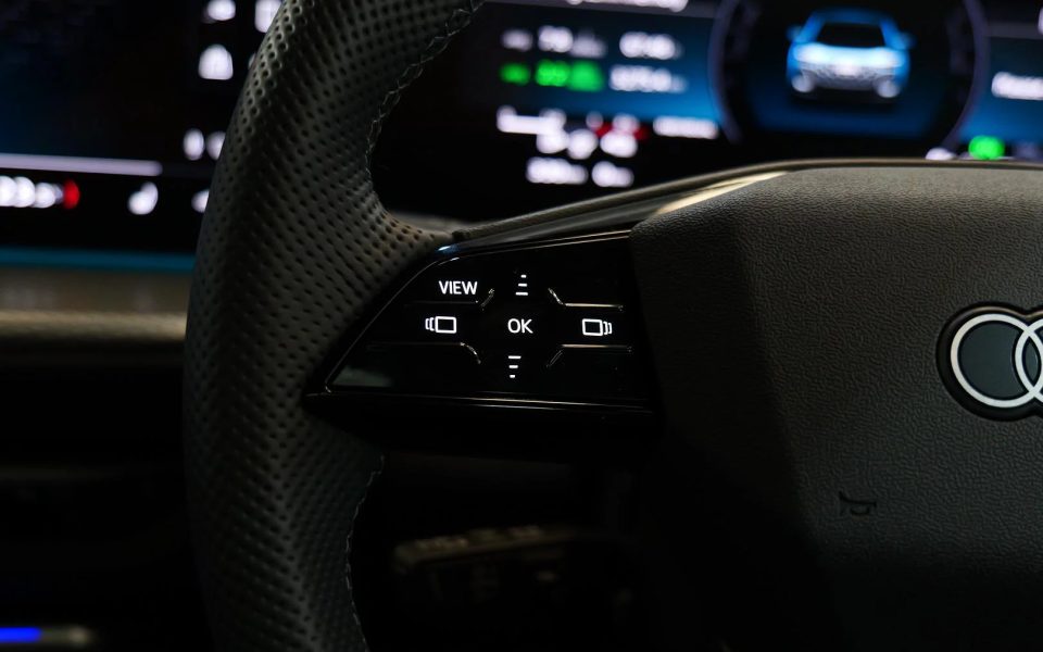 Audi Q5 SUV e-hybrid quattro S tronic