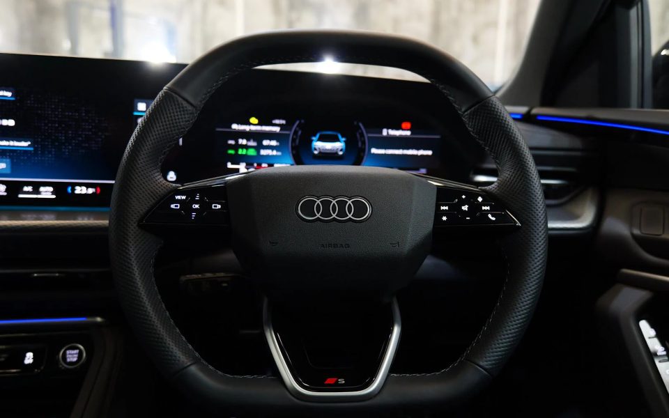 Audi Q5 SUV e-hybrid quattro S tronic