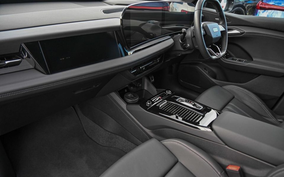 Audi Q6 e-tron quattro
