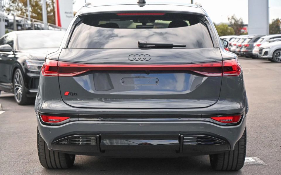 Audi Q6 e-tron quattro