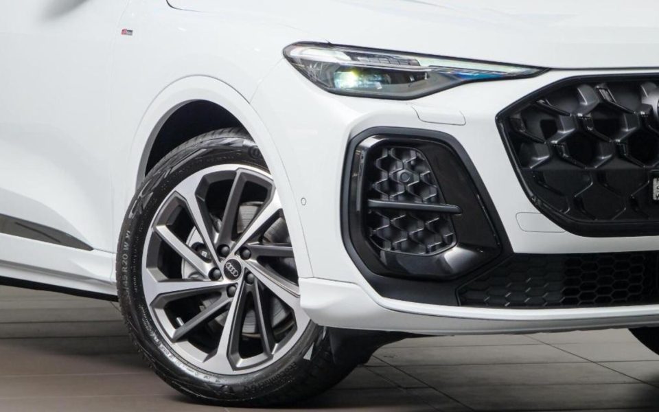 Audi Q5 SUV TFSI quattro 200 kW sport