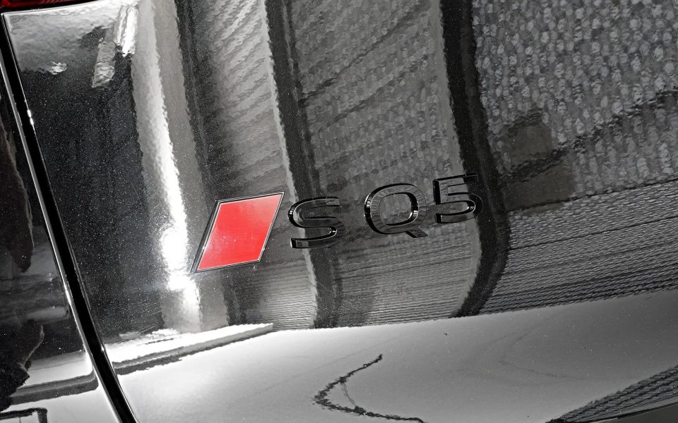 Audi SQ5 SUV TFSI 270 kW edition one