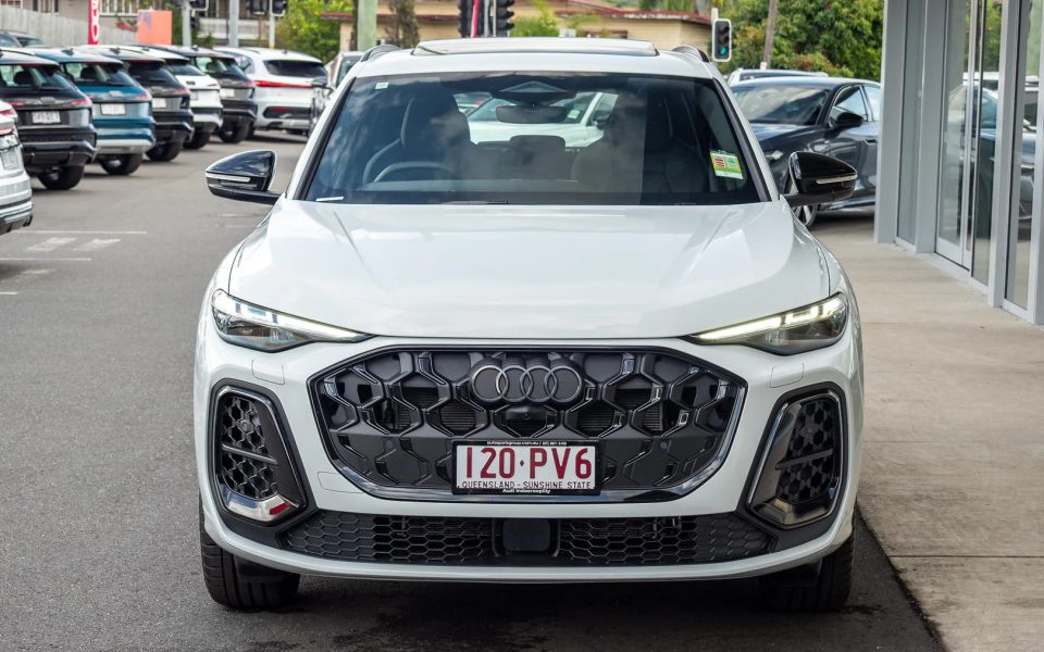 Audi Q5 SUV TFSI quattro 200 kW sport