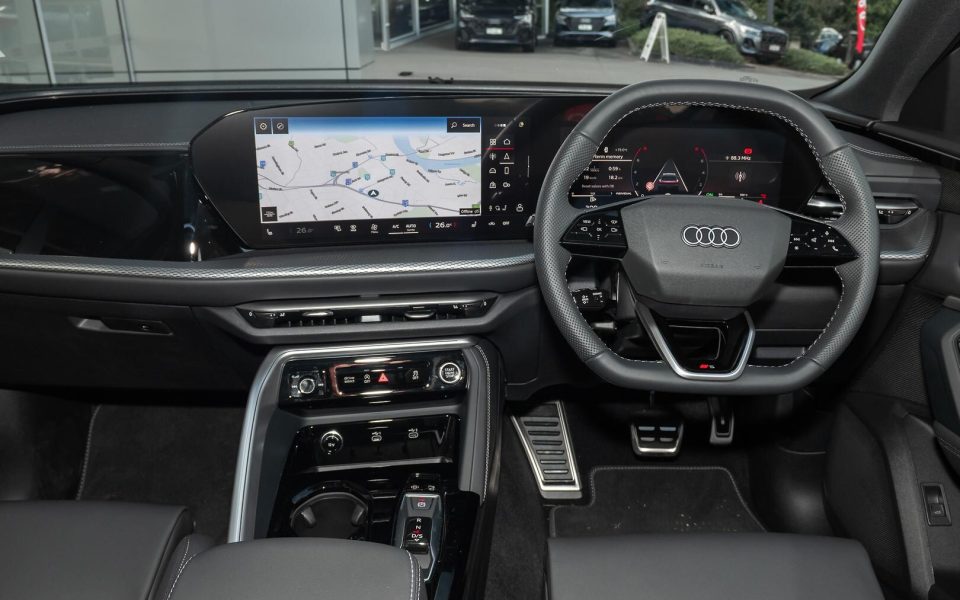 Audi Q5 SUV TFSI quattro 200 kW sport