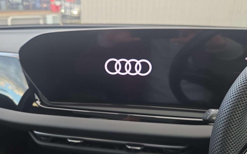 Audi A5 Sedan e-hybrid quattro 270 kW S tronic