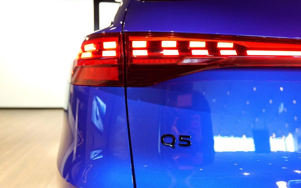 Audi Q5 SUV e-hybrid quattro S tronic