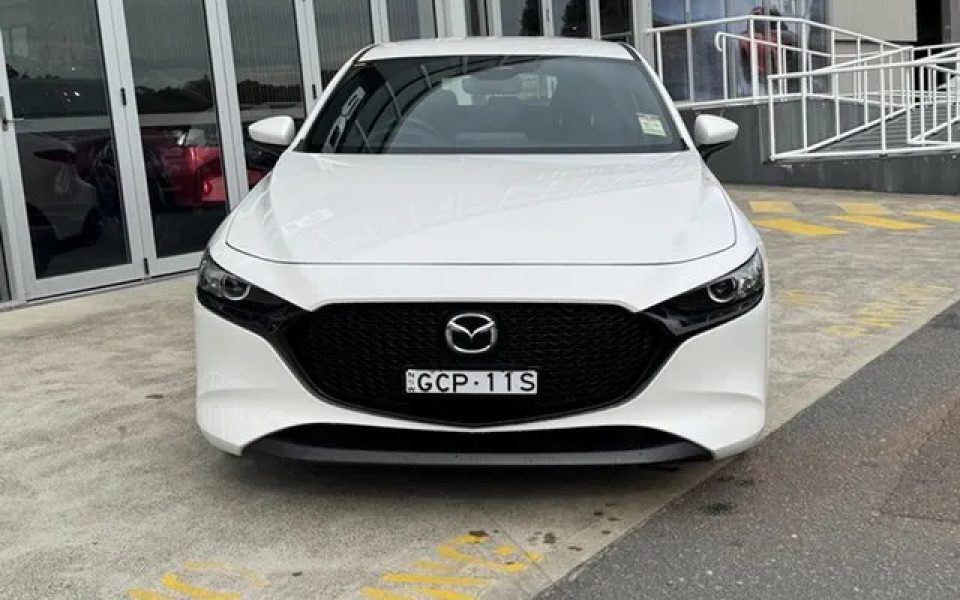2026 Mazda 3 BP2H7A G20 SKYACTIV-Drive Evolve Snowflake White Pearl 6 Speed Sports Automatic