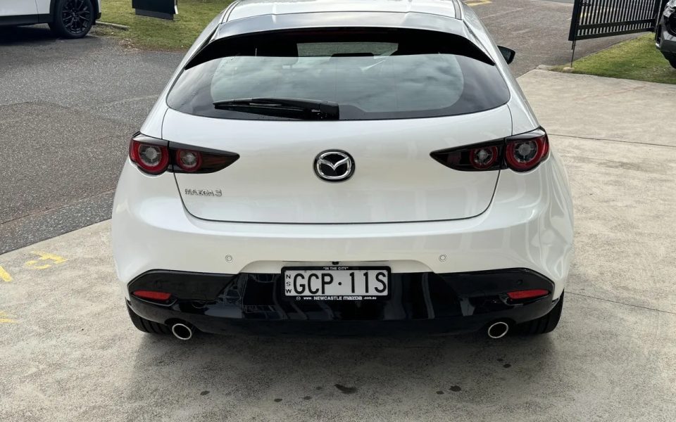 2026 Mazda 3 BP2H7A G20 SKYACTIV-Drive Evolve Snowflake White Pearl 6 Speed Sports Automatic