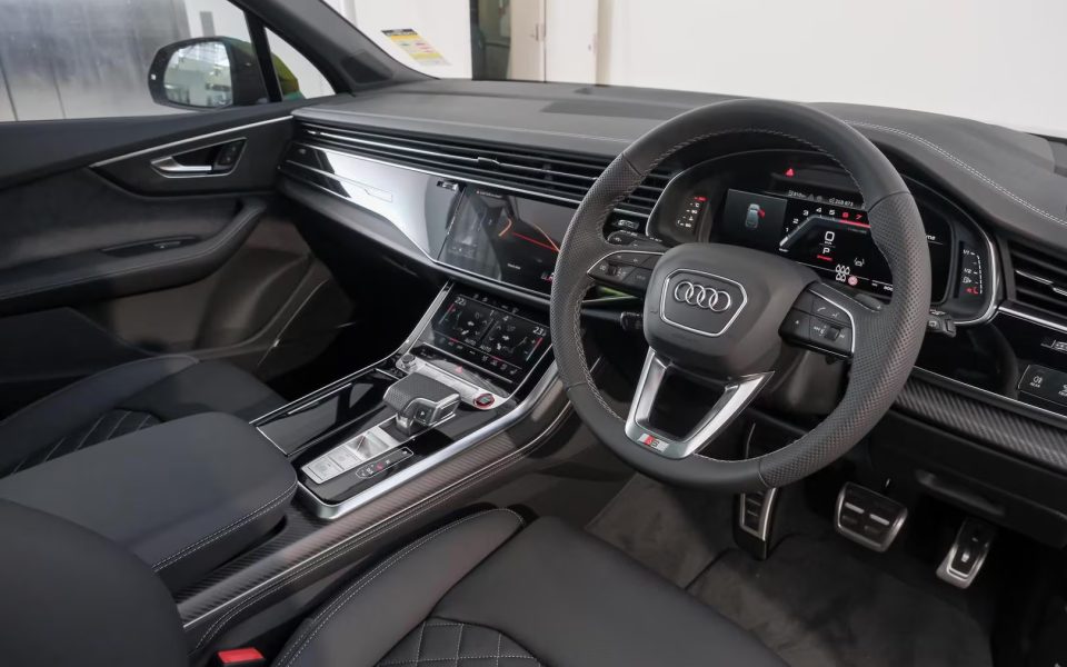 Audi SQ7 TFSI quattro tiptronic