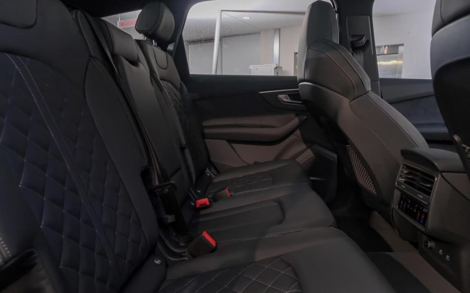 Audi SQ7 TFSI quattro tiptronic