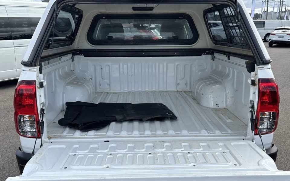 2025 Toyota Hilux GUN126R SR Double Cab 48V Glacier White 6 Speed Sports Automatic Utility