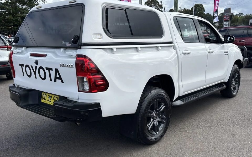 2025 Toyota Hilux GUN126R SR Double Cab 48V Glacier White 6 Speed Sports Automatic Utility
