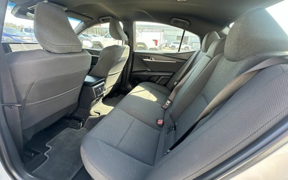 2025 Toyota Camry Ascent Sport Hybrid Sedan (Glacier White) Used Car