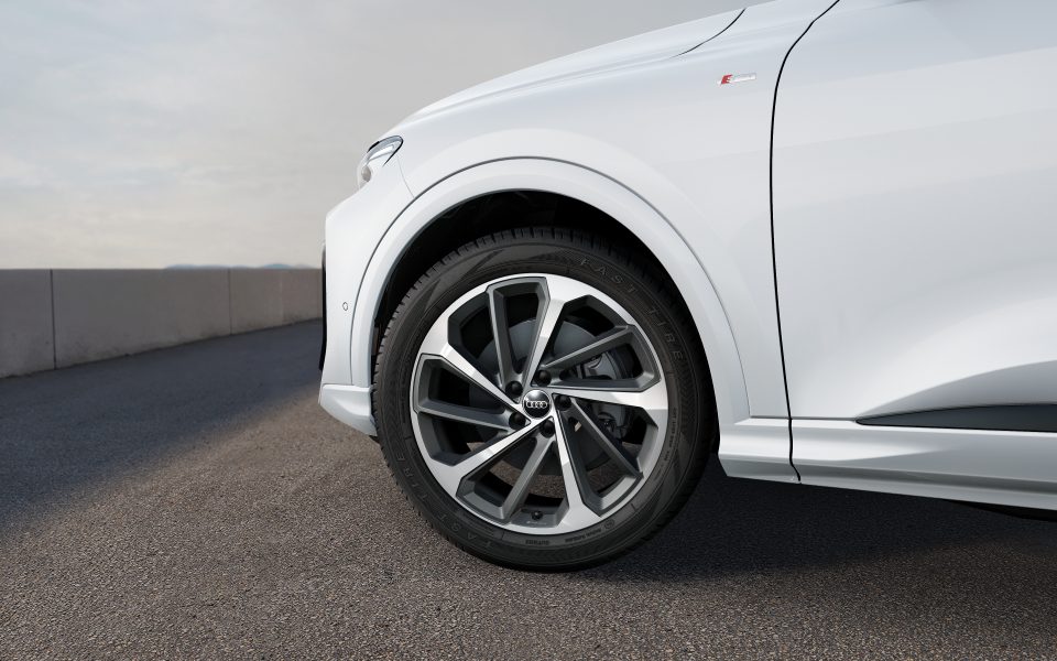 Audi Q5 SUV TFSI S tronic