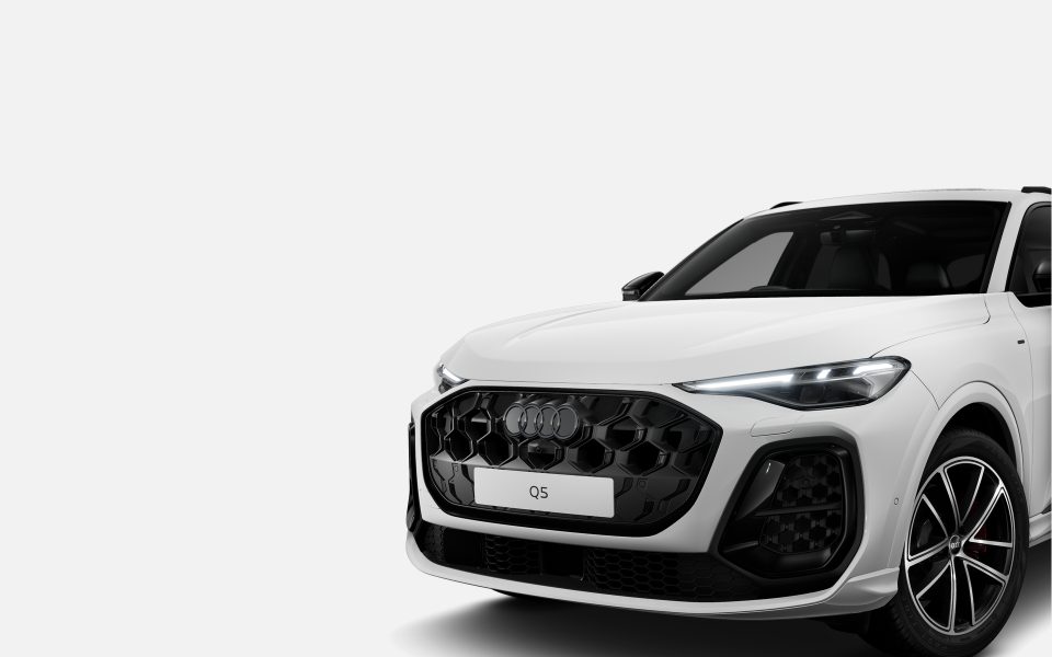 Audi Q5 SUV e-hybrid quattro S tronic