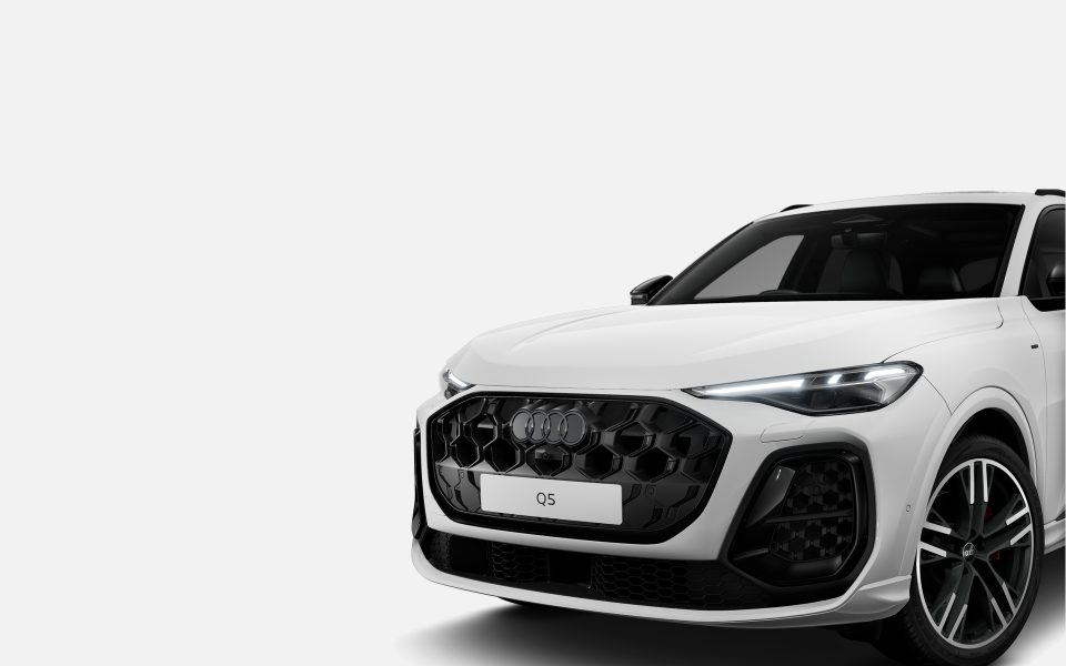 Audi Q5 SUV e-hybrid quattro S tronic