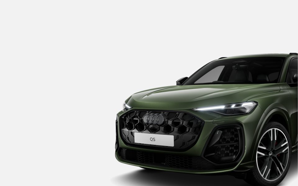 Audi Q5 SUV e-hybrid quattro S tronic