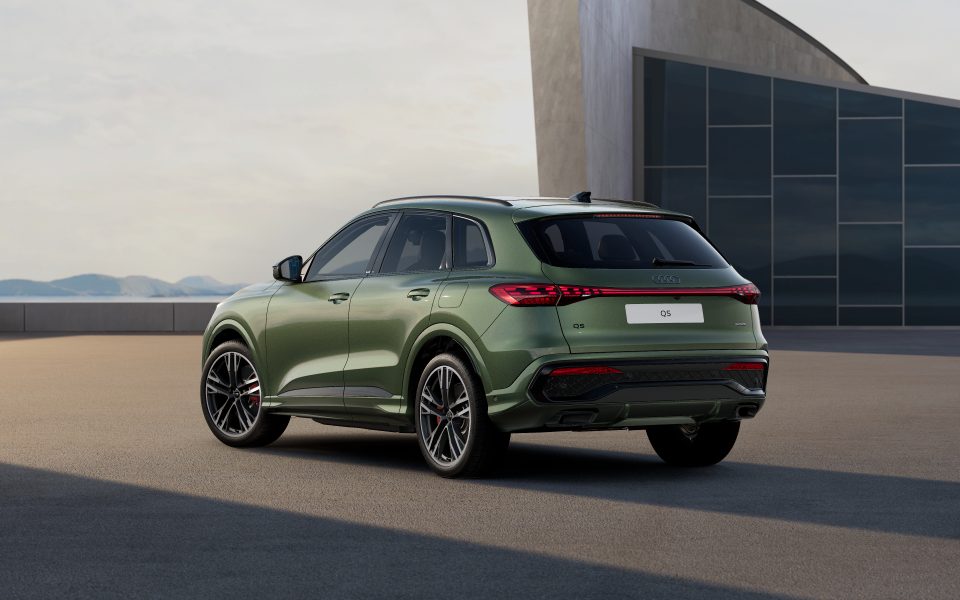 Audi Q5 SUV e-hybrid quattro S tronic