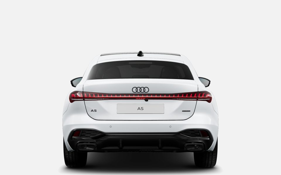 Audi A5 Sedan e-hybrid quattro 270 kW S tronic