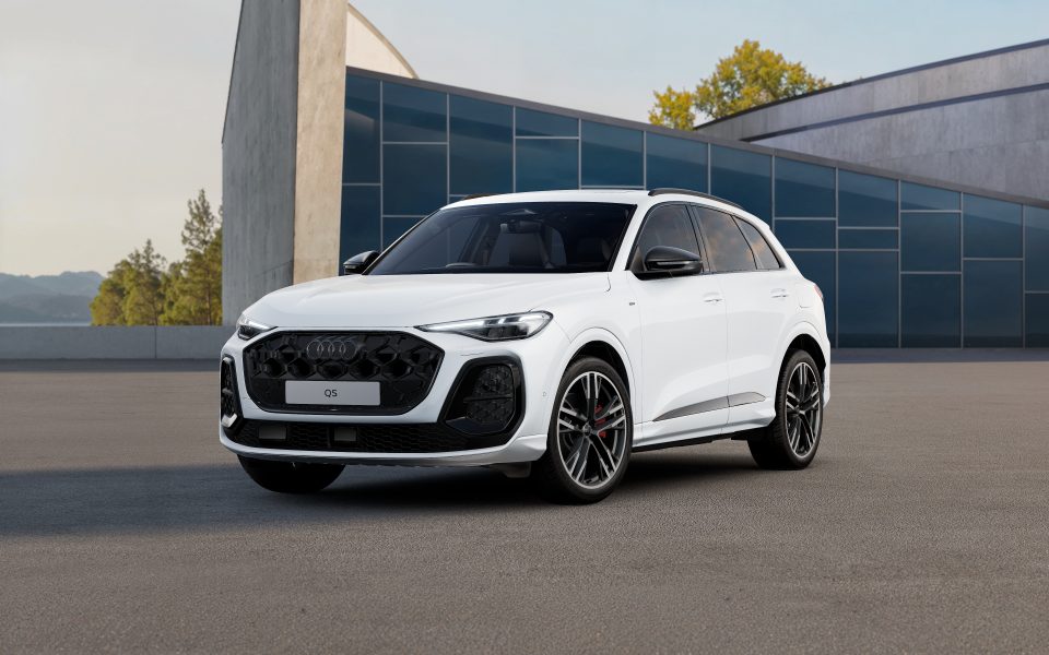 Audi Q5 SUV e-hybrid quattro S tronic