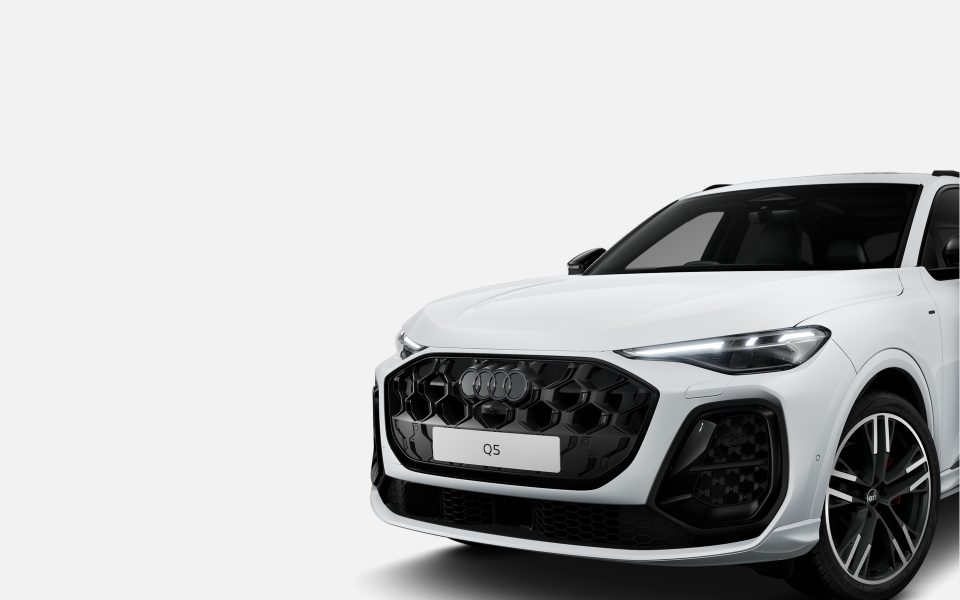 Audi Q5 SUV e-hybrid quattro S tronic