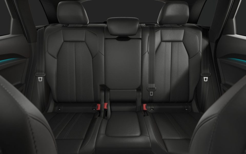 Audi Q5 SUV e-hybrid quattro S tronic