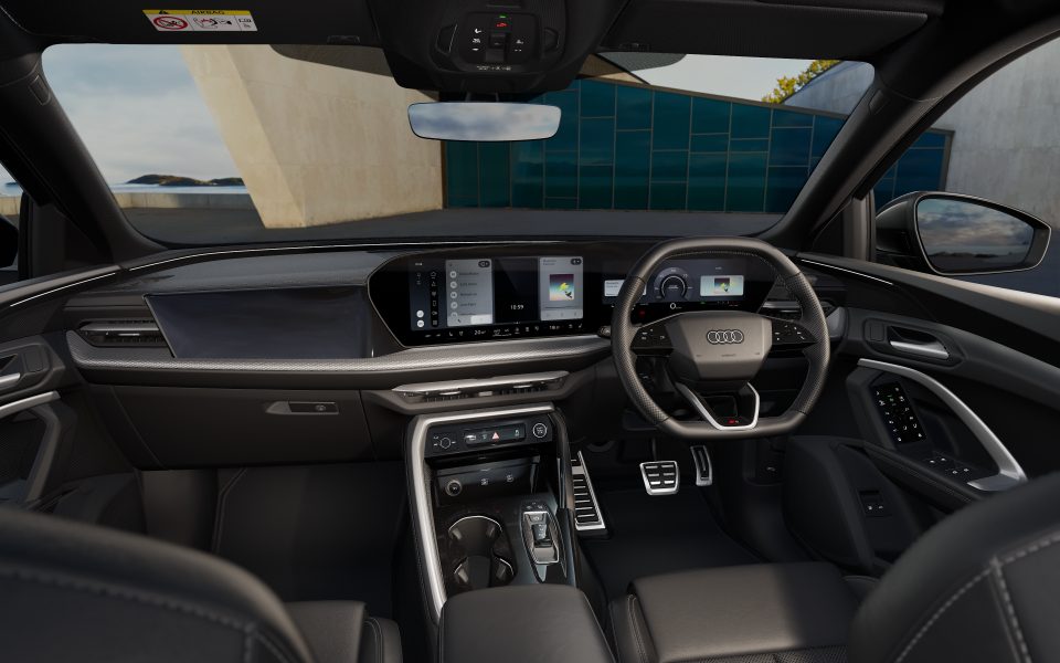 Audi Q5 SUV e-hybrid quattro S tronic