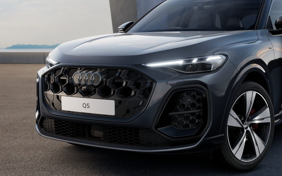 Audi Q5 SUV e-hybrid quattro S tronic