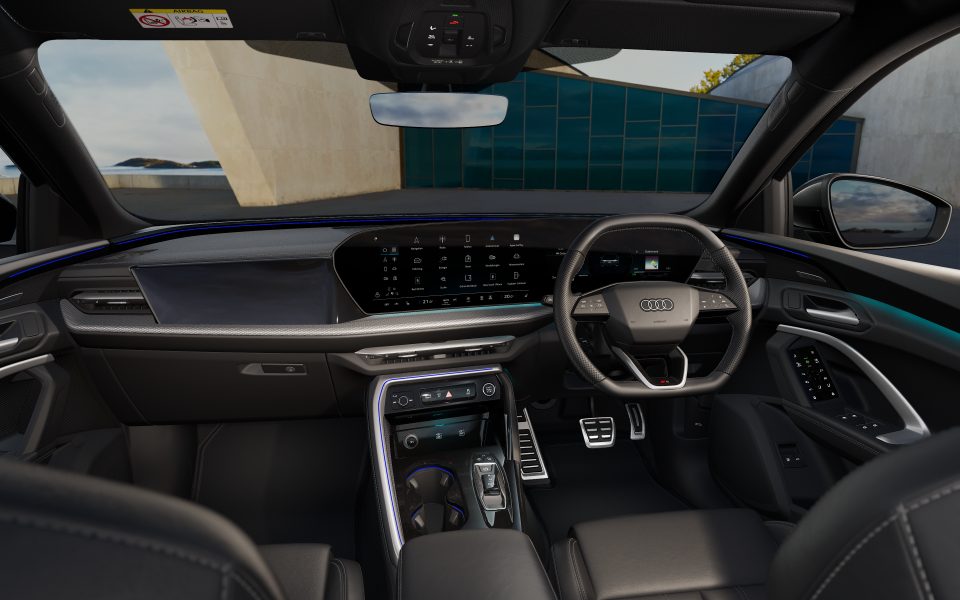 Audi Q5 SUV e-hybrid quattro S tronic