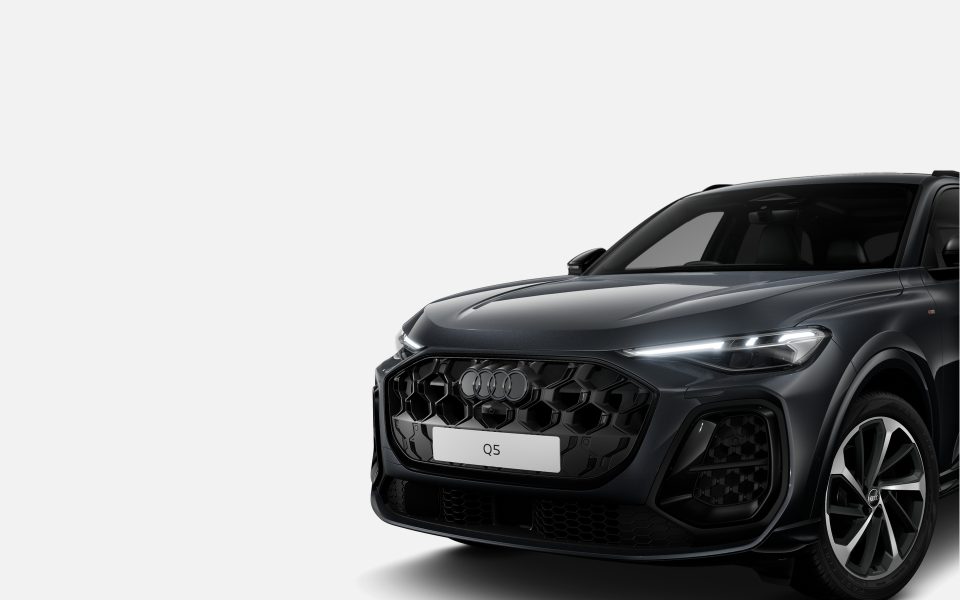Audi Q5 SUV sport TFSI quattro S tronic