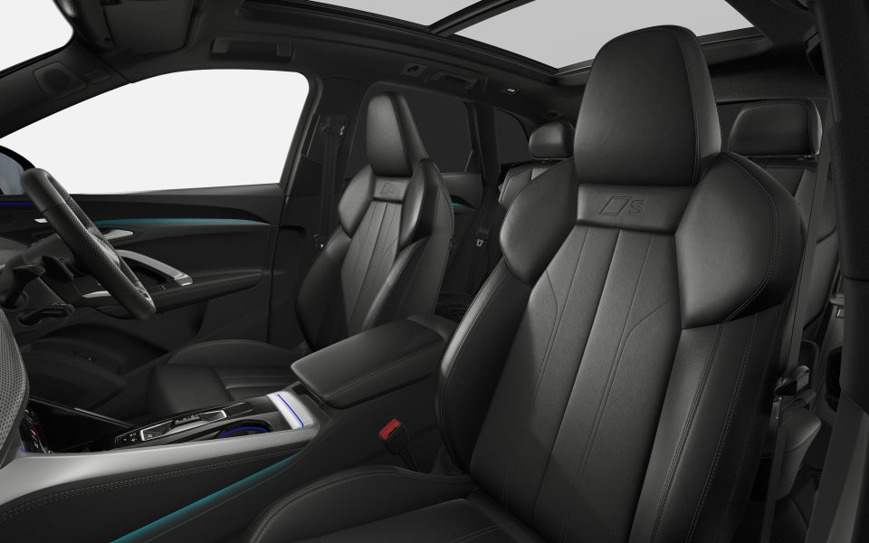 Audi Q5 SUV sport TFSI quattro S tronic