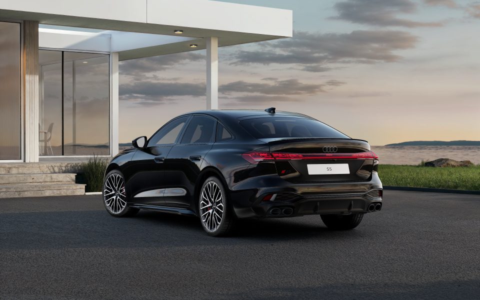 Audi S5 Sedan TFSI quattro S tronic