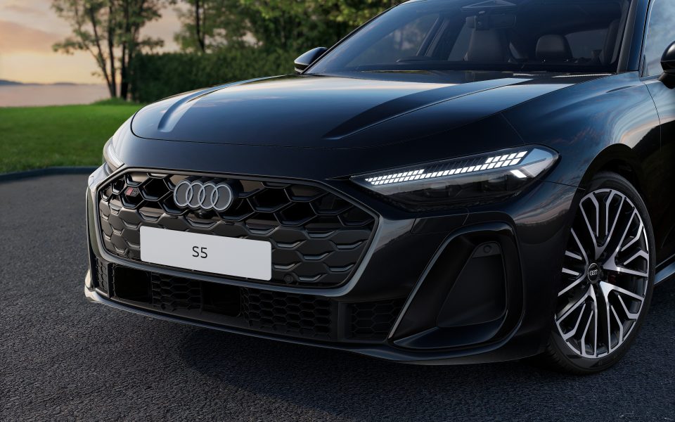 Audi S5 Sedan TFSI quattro S tronic