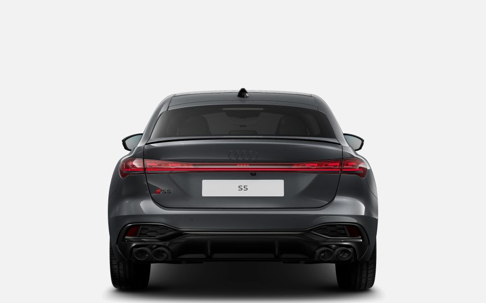 Audi S5 Sedan TFSI quattro S tronic