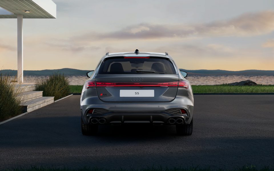 Audi S5 Avant TFSI quattro S tronic